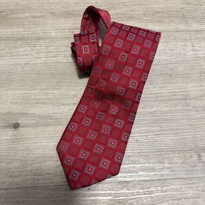 Donald Trump Signature‎ Collection Checked Silk Luxury Classic Neck Tie Red